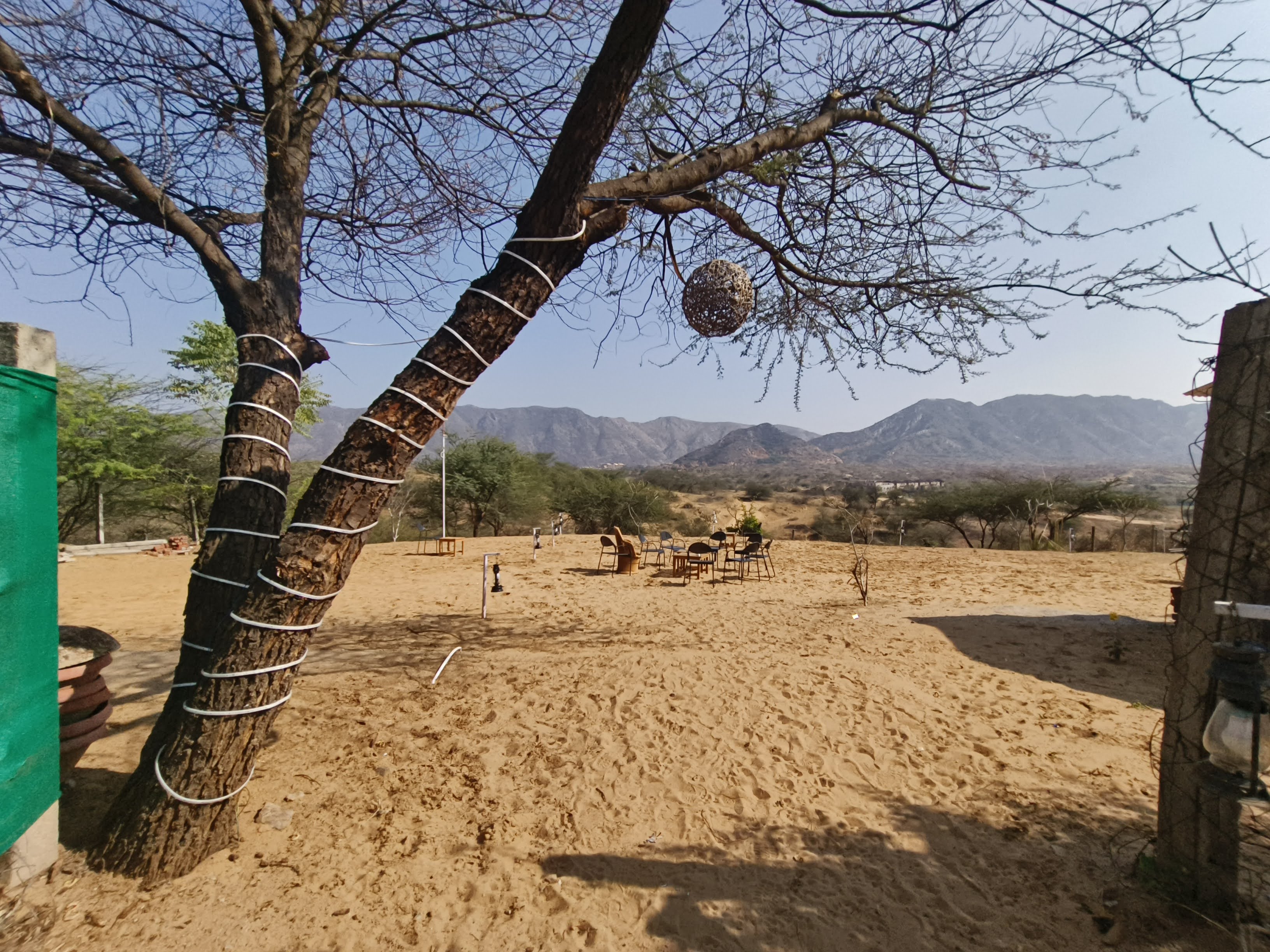 Experience the beauty, warmth & peaceful charm of Oasis Desert Camp by day.