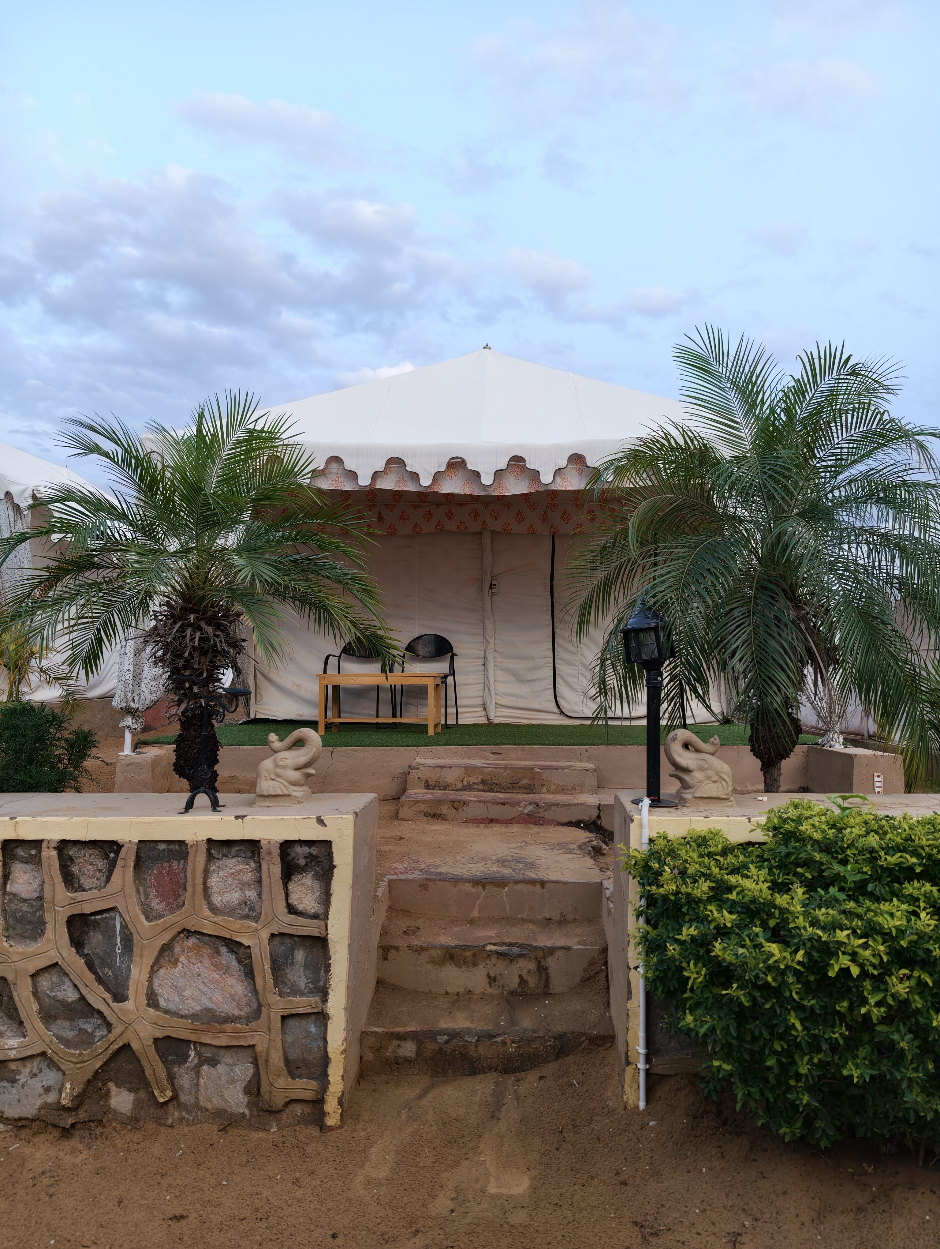 Experience the beauty, warmth & peaceful charm of Oasis Desert Camp by day.