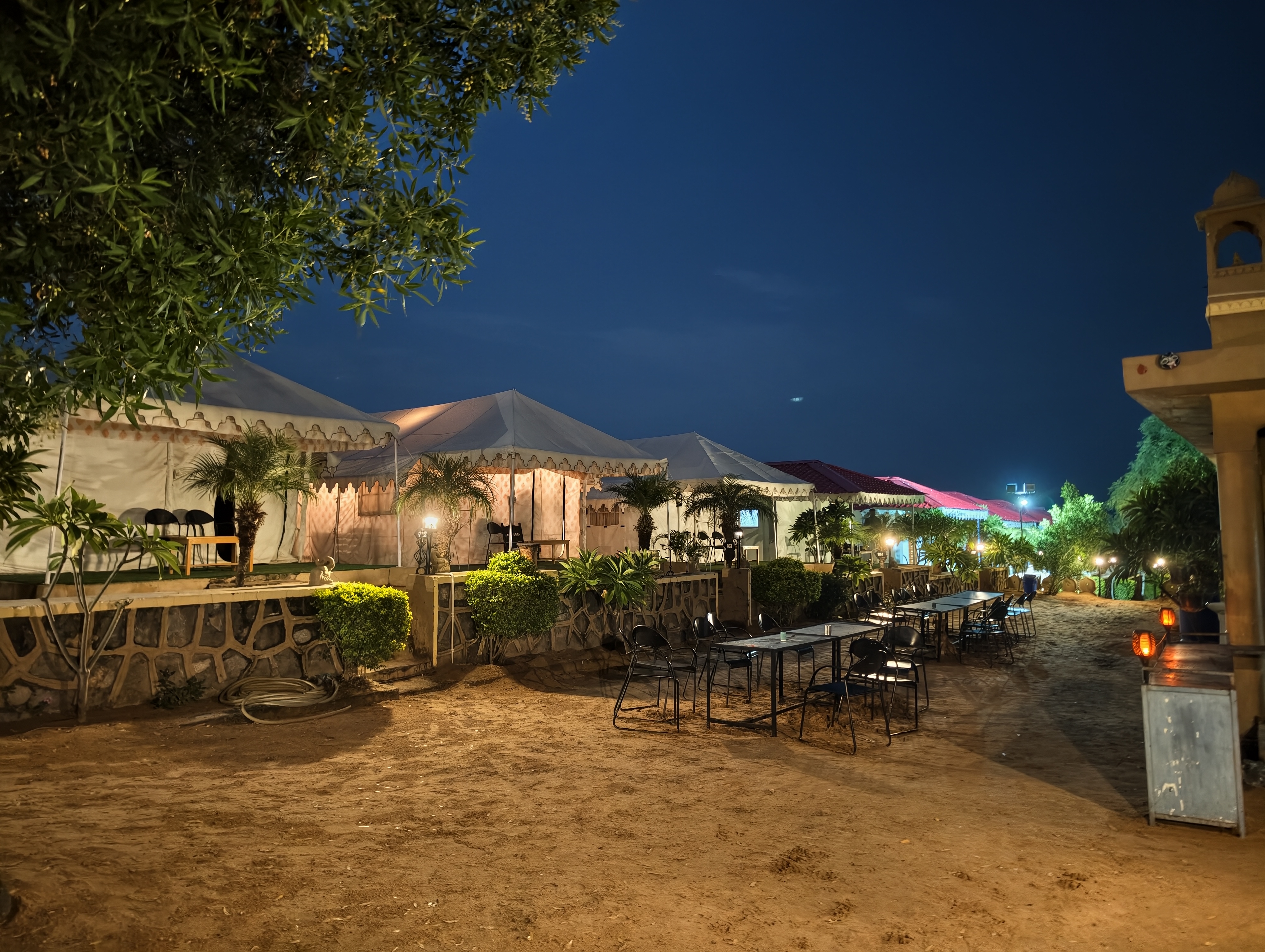 Where desert nights come alive with lights, music, bonfire & Rajasthani charm. ✨
