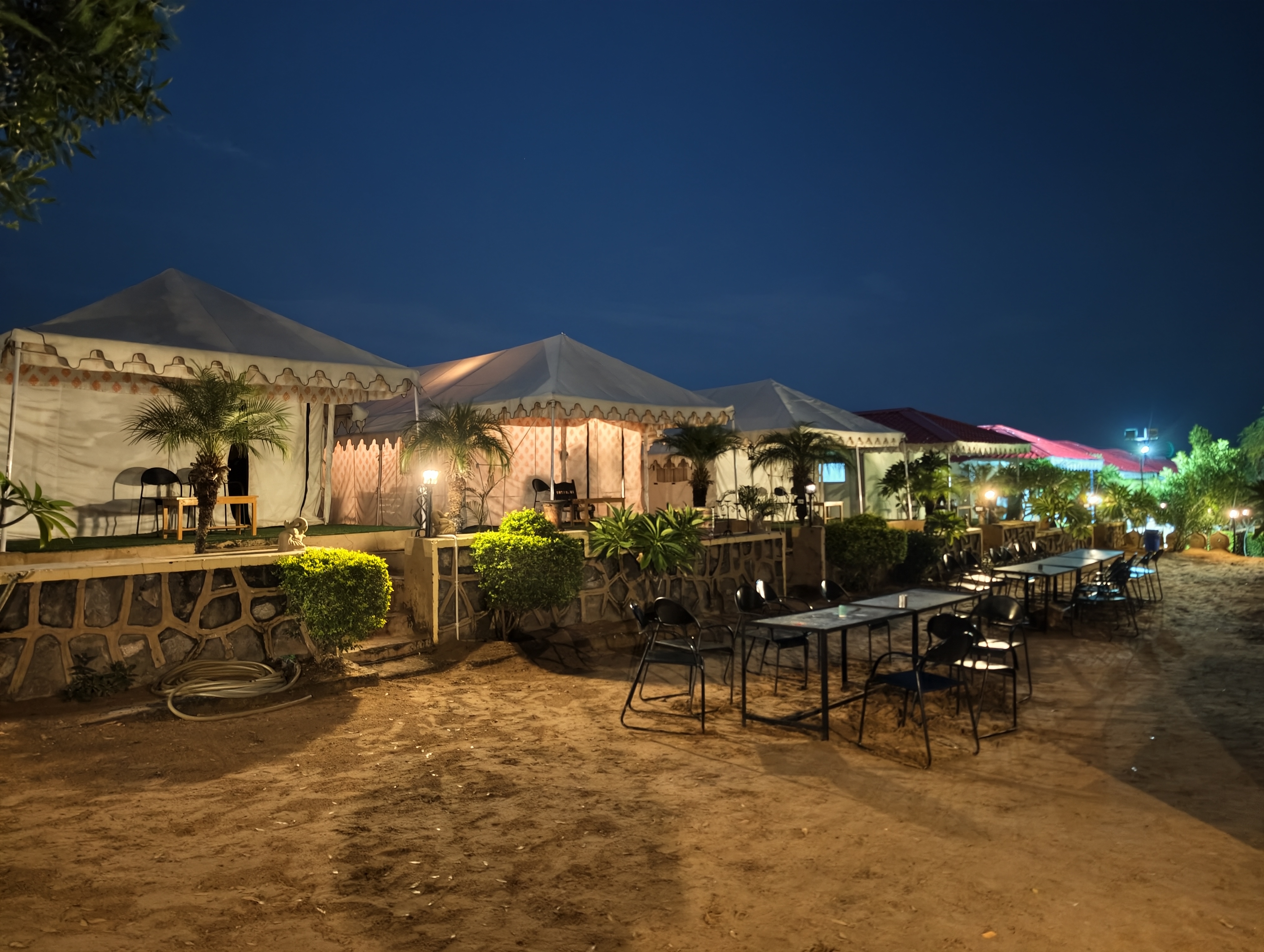 Where desert nights come alive with lights, music, bonfire & Rajasthani charm. ✨