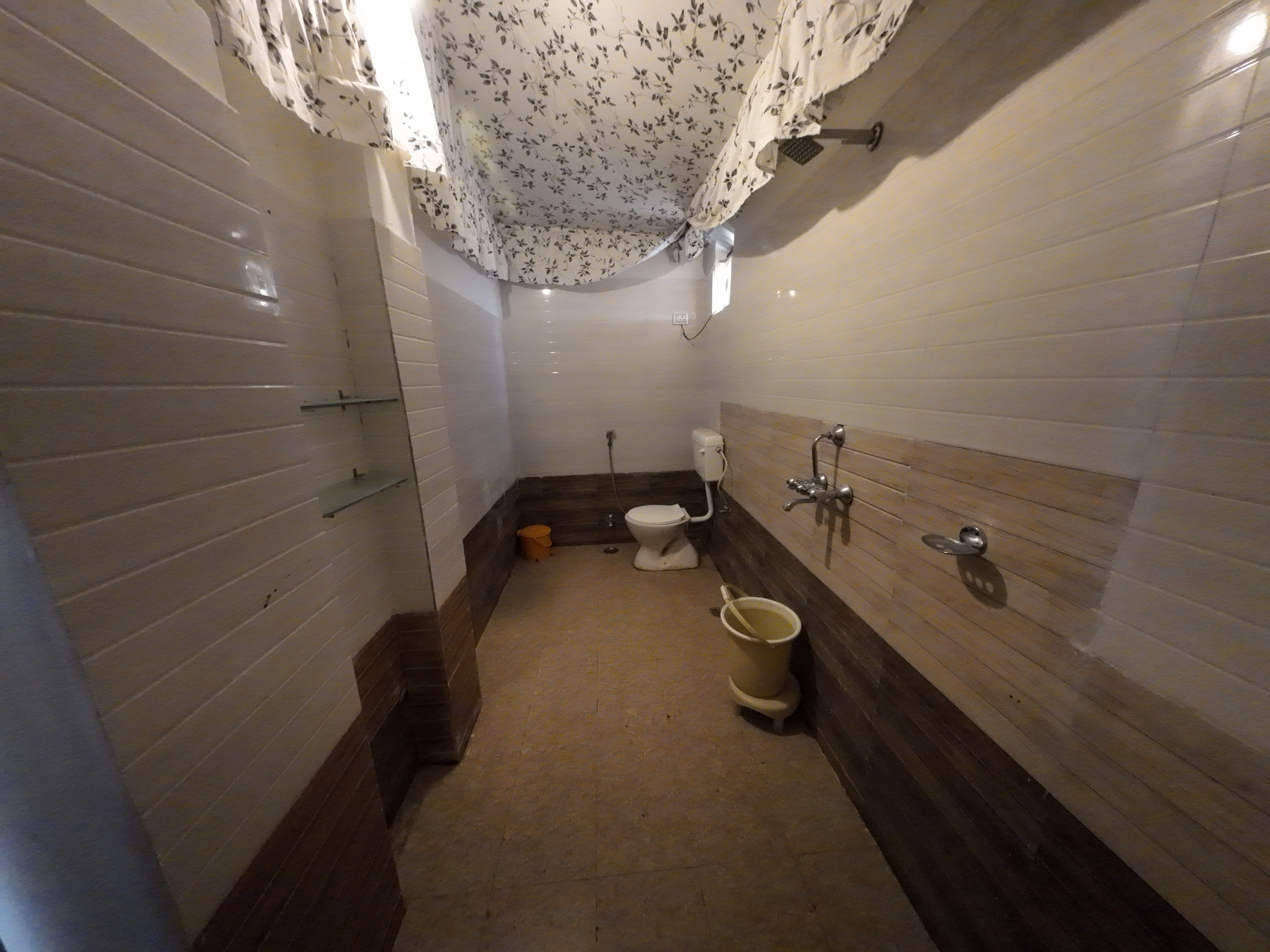 Camp Stay / Rooms