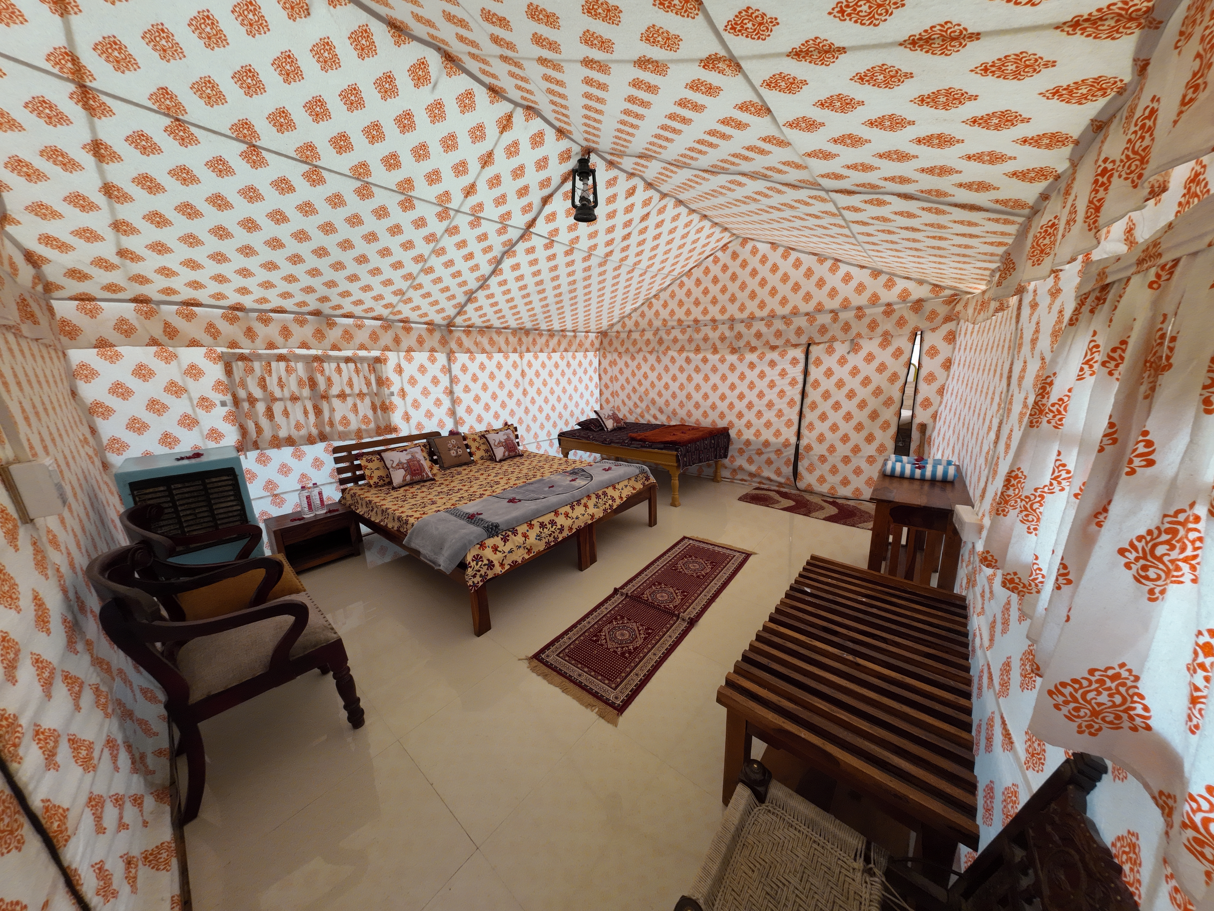 Camp Stay / Rooms