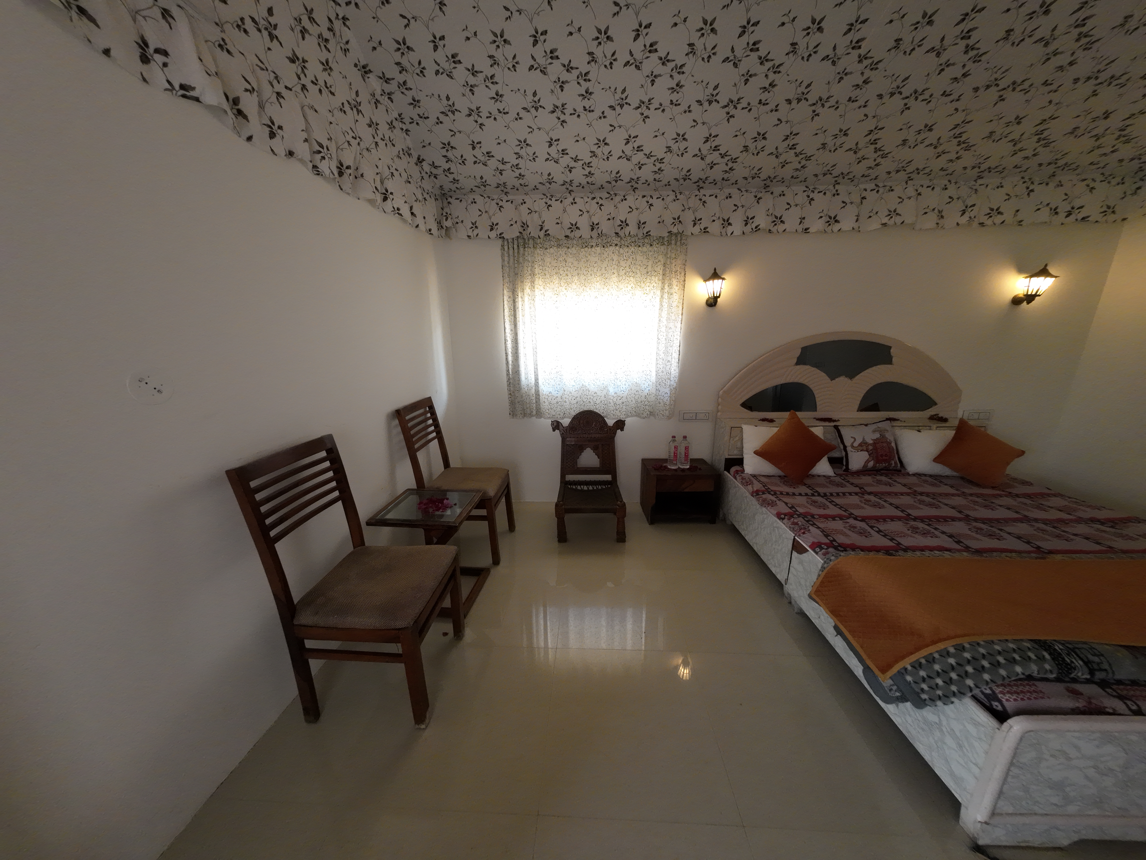 Camp Stay / Rooms