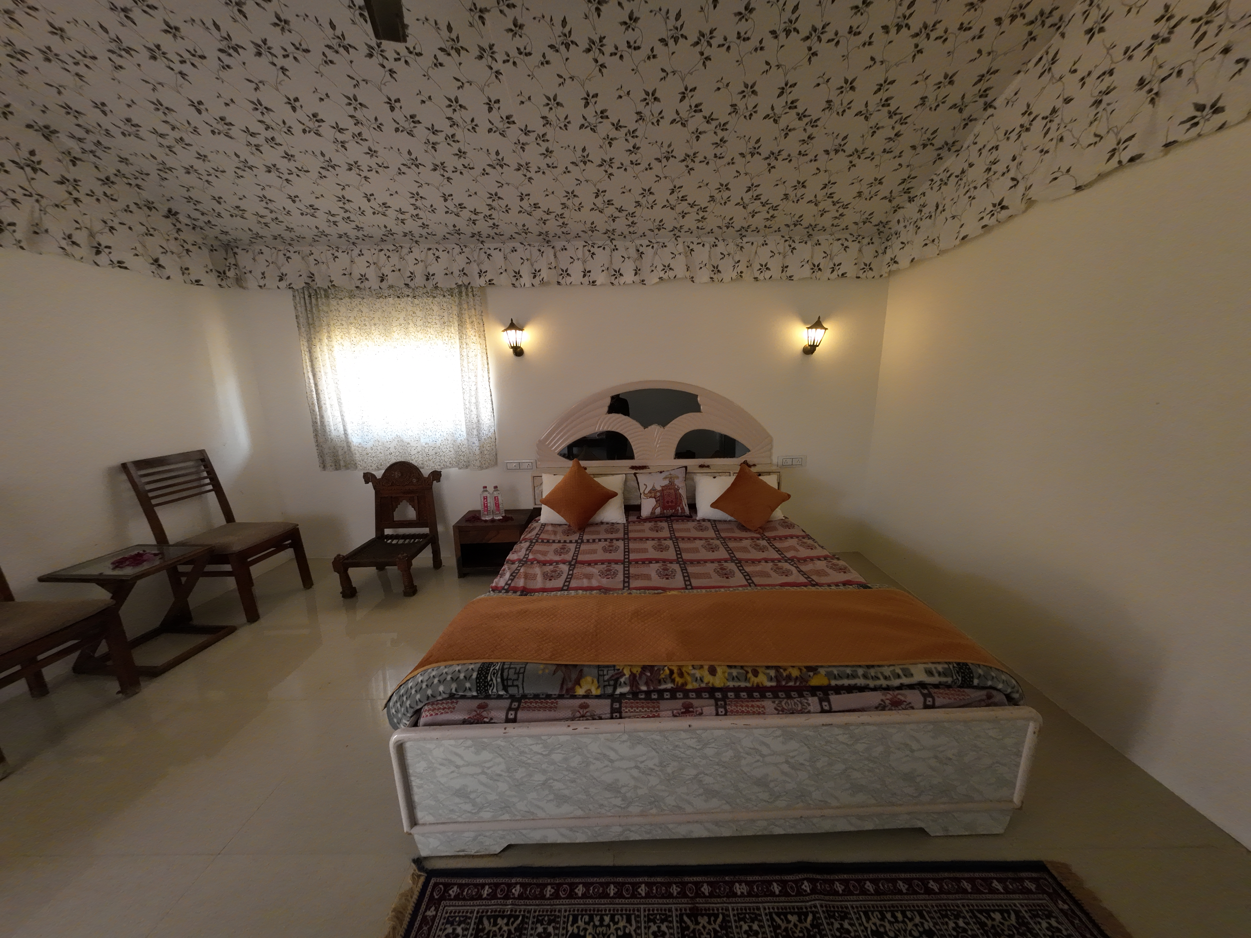 Camp Stay / Rooms